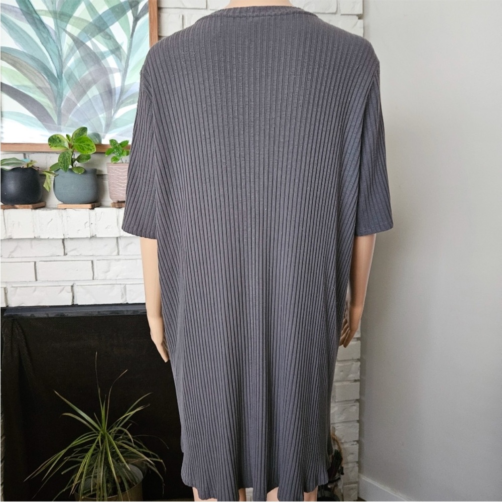 Gray Ribbed Women's Top - Picture 7 of 13